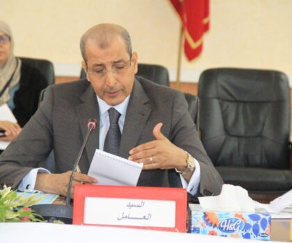 عامل إقليم اشتوكة آيت باها يدعو إلى إخراج بورصة البواكر من وضعية التعثر ويؤكد على دور غرفة التجارة في تنمية الإقليم