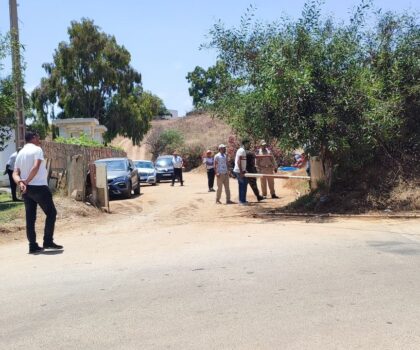 المضيق.. السلطات تضع حدا لتجاوزات مقاول وتسترجع طريقًا عمومية من الاستغلال غير القانوني