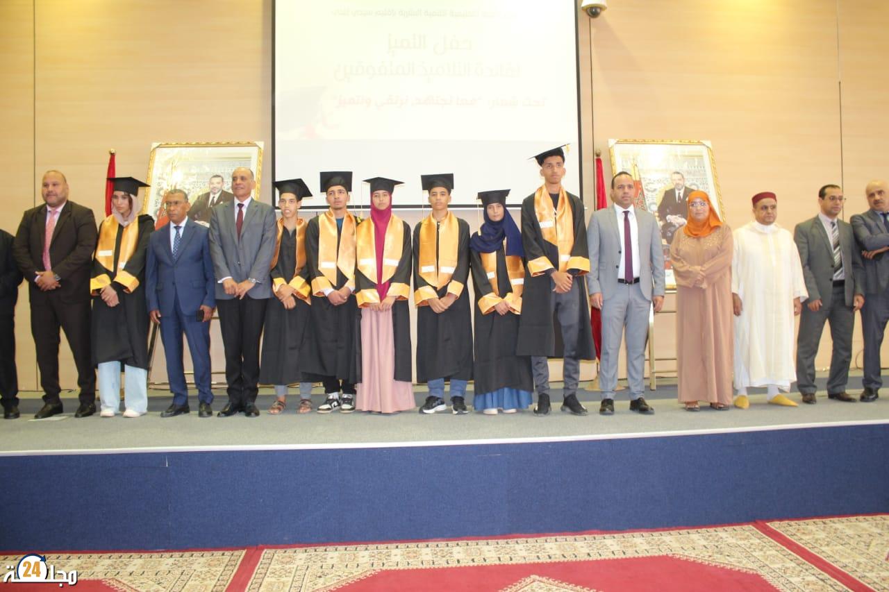 إقليم سيدي إفني يحتفي بالتميز ويعزز الإدماج السوسيو-اقتصادي للسجناء السابقين