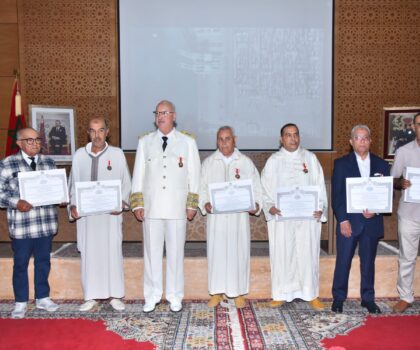 تيزنيت تحتفي بالخطاب الملكي وتوشيح عدد من أبناء الإقليم بأوسمة ملكية بمناشبة ذكرى عيد العرش .