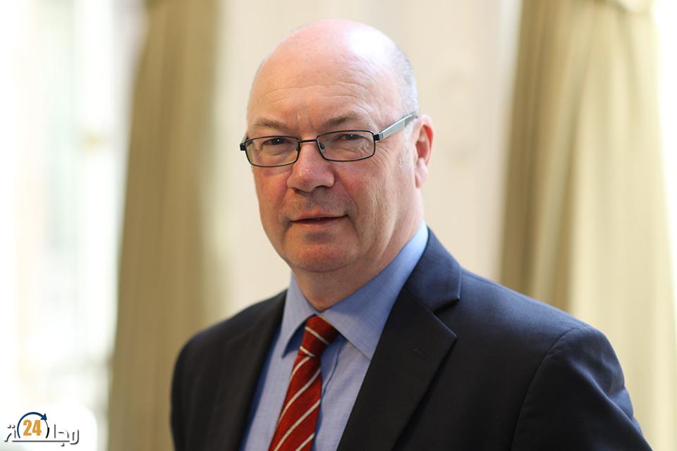 وزير بريطاني سابق: جلالة الملك يقود المغرب بحكمة وبراغماتية وجرأة