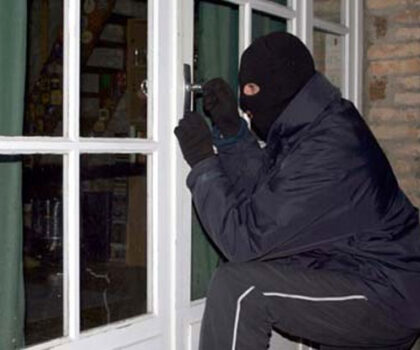 سطات: محاولة اقتحام منزل بحي البطوار من طرف مهاجر غير نظامي تثير الهلع في صفوف الساكنة