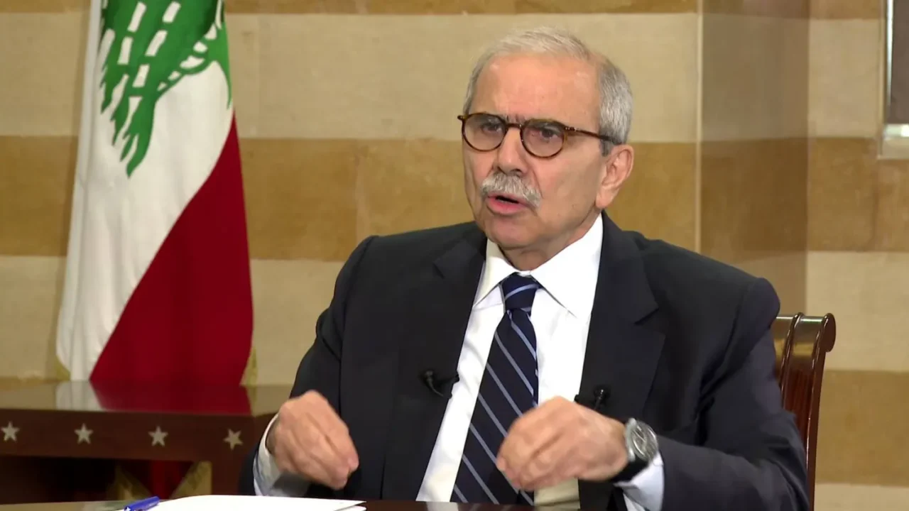 رئيس الحكومة اللبنانية يرفض تصريحات الأمين العام لحزب الله ويصفها بـ”تهديد مبطن بالحرب الأهلية”