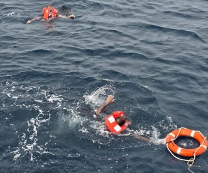 غرق 68 مهاجرا إفريقيا وفقدان العشرات على متن قارب قبالة اليمن