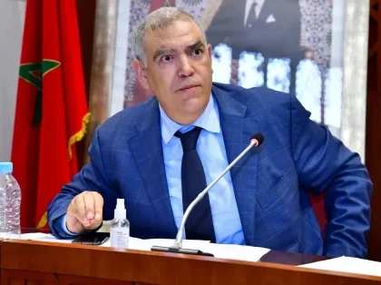 وزارة الداخلية تأمر بصرف التعويض عن الأخطار المهنية للممرضين وتقنيي الصحة