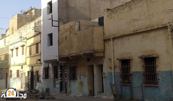 في إطار حق الرد..صاحب منزل بحي السماعلة بسطات يقدم توضيحات و يؤكد التزامه بالقانون
