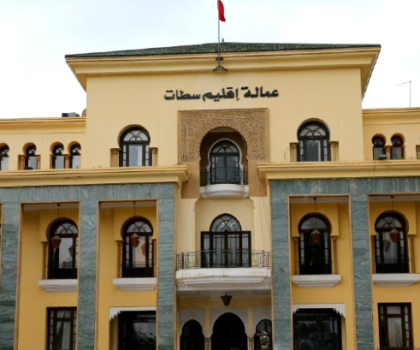 عمالة سطات ترفض مشروعا لتربية الدواجن مستوفي الشروط بجماعة الحوازة في تناقض كبير مع التراخيص و الشواهد الإدارية المسلمة من قبل السلطات المختصة