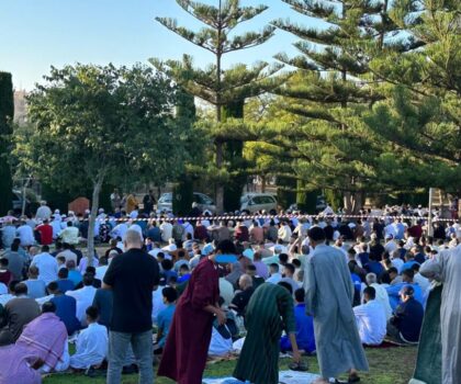 بلدية إسبانية تحظر الاحتفال بأعياد المسلمين بأماكن عامة