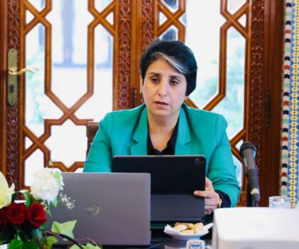 رحاب ترد على المدافعين عن ابتسام لشكر