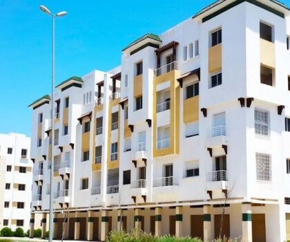 سطات تواجه أزمة السكن: شقق مغلقة وشبهات غسيل الأموال تثير الجدل