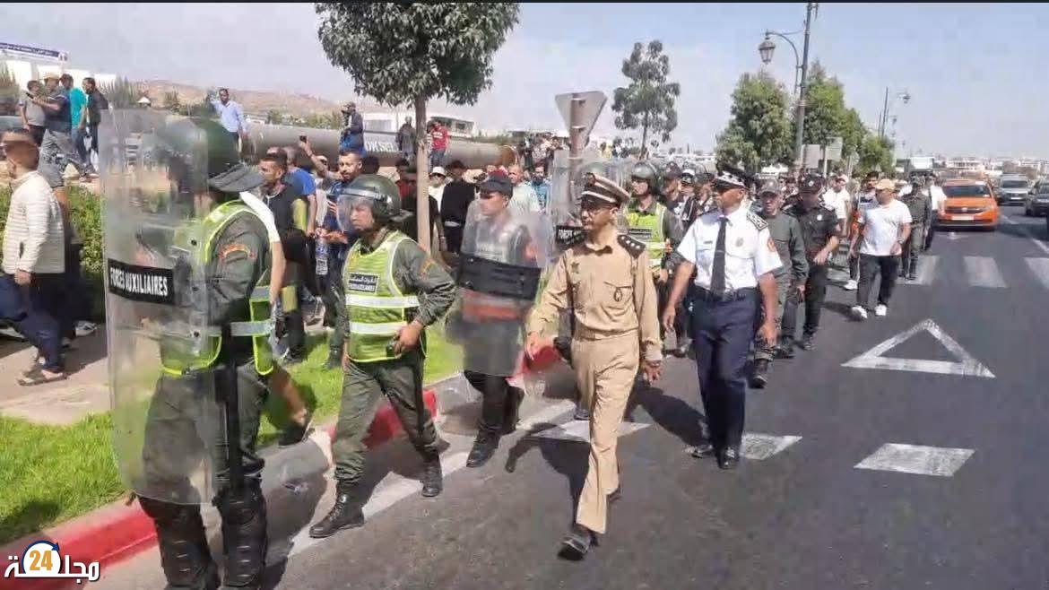 وقفة احتجاجية أمام مستشفى الحسن الثاني بأكادير تنديداً بتردي الخدمات الصحية