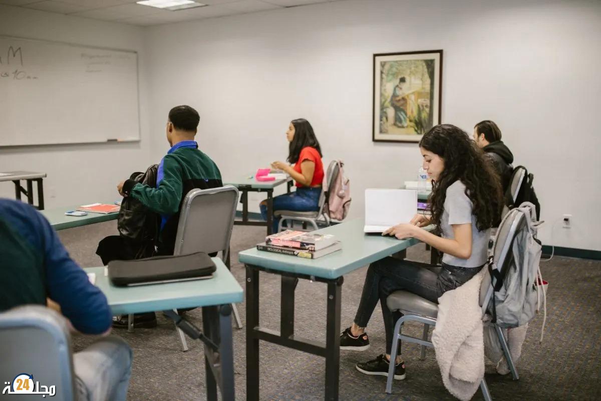 أزمـــــة تأخــــــر الملفات الوصفيــــة للماستـــر تربك طلبة الجامعـــــات المغربيـــة