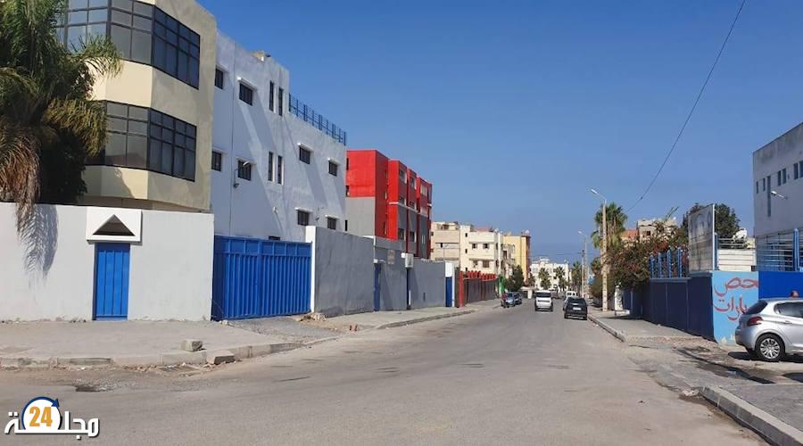 من يحمي صاحب شركة لصناعة مواد البناء بالحي الصناعي بسطات؟
