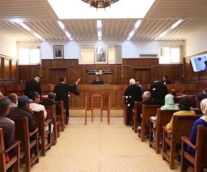 سابقة قضائية بسيدي قاسم: اعتماد العقوبة البديلة في قضية خيانة زوجية