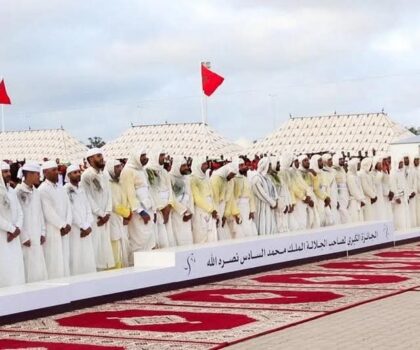 سربة عبد الغني بن خدة من إقليم خريبكة تفوز بالجائزة الكبرى للملك محمد السادس للتبوريدة