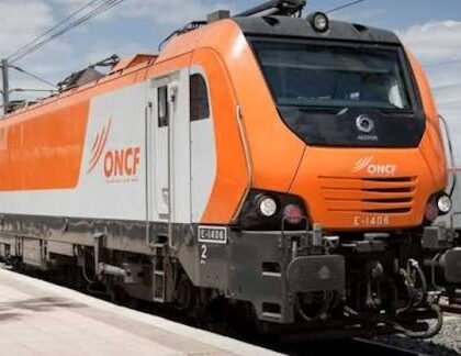 تأخر القطار بين الرباط والدار البيضاء… معاناة تتكرر وصمت يثير الاستغراب