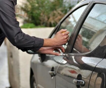 أولاد تايمة..تفكيك عصابة متخصصة في السرقة من داخل السيارات