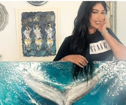 أسماء دحان.. فنانة تشكيلية ترسم الحلم باللون والخيال وتطمح للعالمية