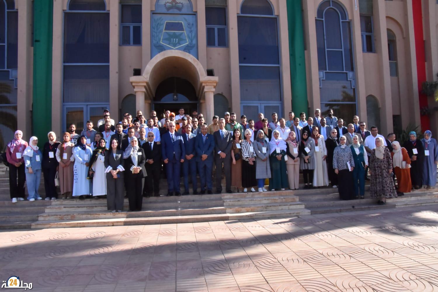 توزيع معدات وتجهيزات مهنية لفائدة شباب تيزنيت في إطار برنامج إدماجهم الاقتصادي