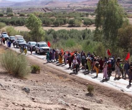 نساء تلحيانت في مسيرة حاشدة للمطالبة بإصلاح الطريق وسط استجابة أولية من السلطات