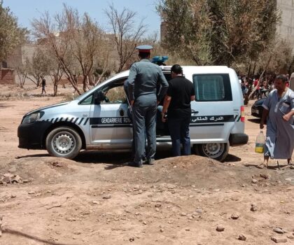 ذهول وصدمة بعد تعرّض طفل لاعتداء خطير مباشرةً عقب خروجه من المسجد