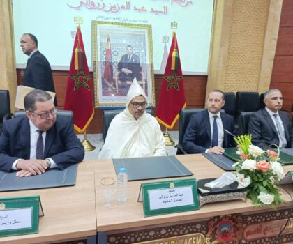 تنصيب العامل الجديد على إقليم سيدي قاسم  “عبد العزيز الزروالي “