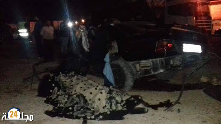 سيارة تدهس سيدة وترديها قتيلة بآيت عميرة