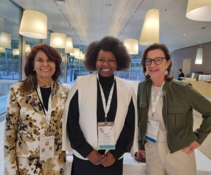 الجمعية الدولية لتطوير التربية البدنية والرياضة للفتيات والنساء تمنح فاطمة الفقير”جائزة مارغريت تالبوت”.