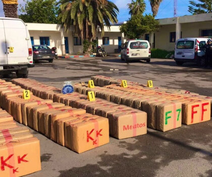 تطوان: ضبط سيارة محملة بالمخدرات