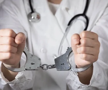 فاس: تطورات جديدة في ملف الطبيب المتابع في قضية الاعتداء على نساء داخل عيادته