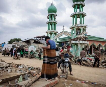 فيضانات في إندونيسيا تتسبب في مصرع 1003 أشخاص على الأقل