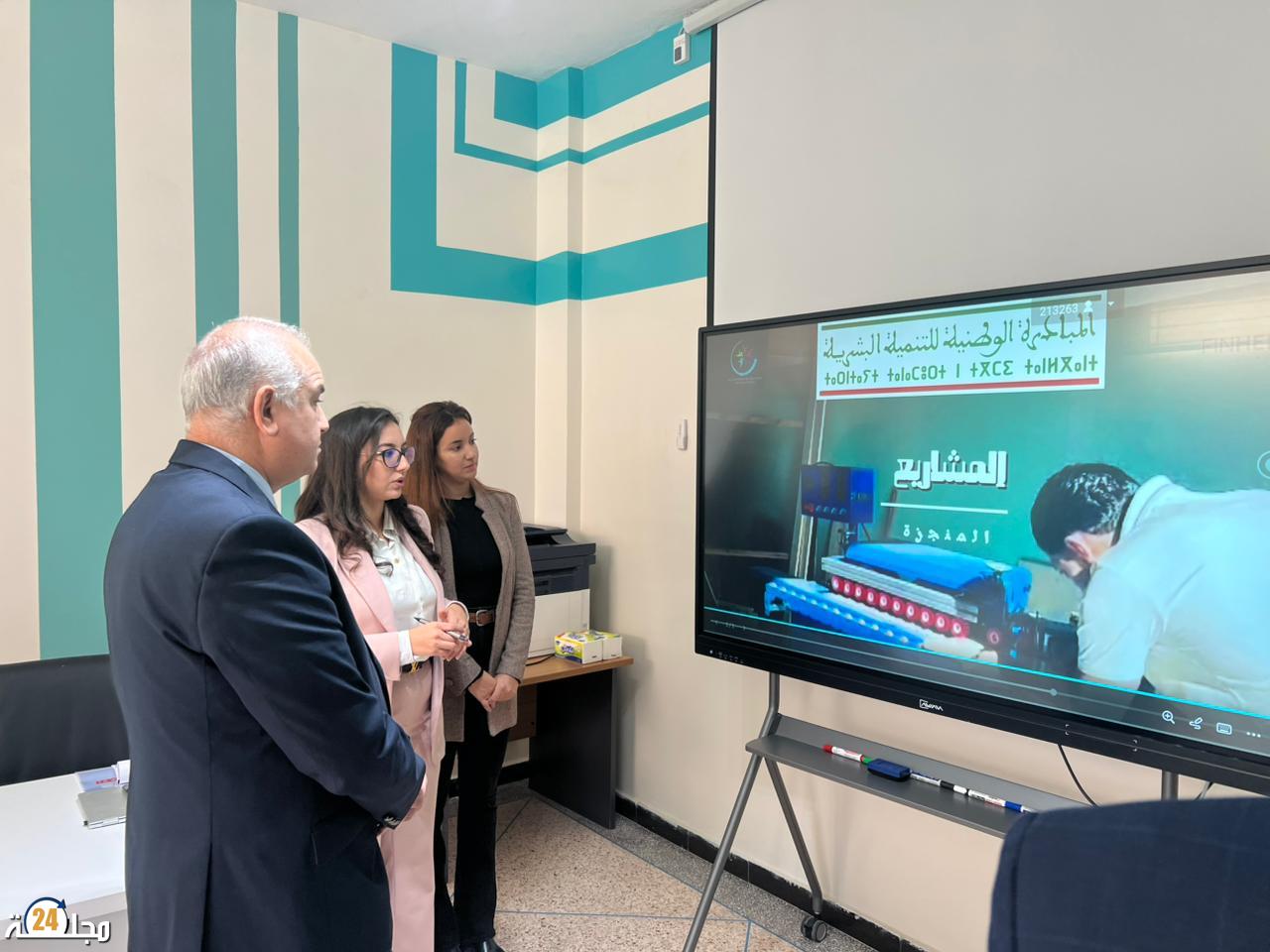 عامل عمالة إنزكان أيت ملول يقوم بزيارة تفقدية لمنصة الشباب “الأمل” بالدشيرة الجهادية