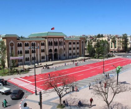 في قبضة الشركة متعددة الخدمات: أزمة ماء تكشف أعطاب الحكامة… ومدينة تُصارع العطش وسط صمتٍ رسمي وارتهانٍ إداري