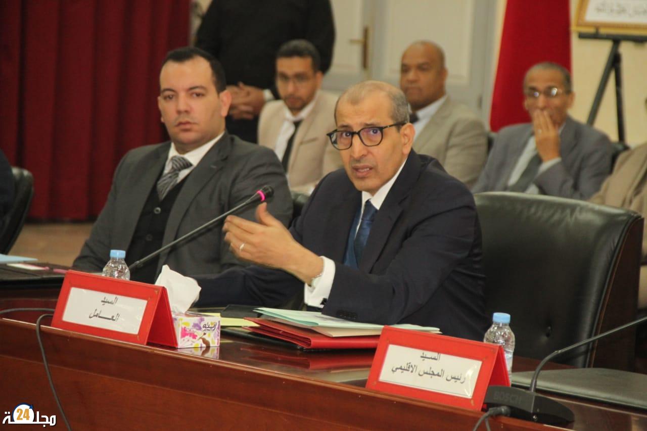 عامل إقليم اشتوكة آيت باها يترأس اجتماعاً تنسيقياً للتحضير لكأس أمم إفريقيا 2025