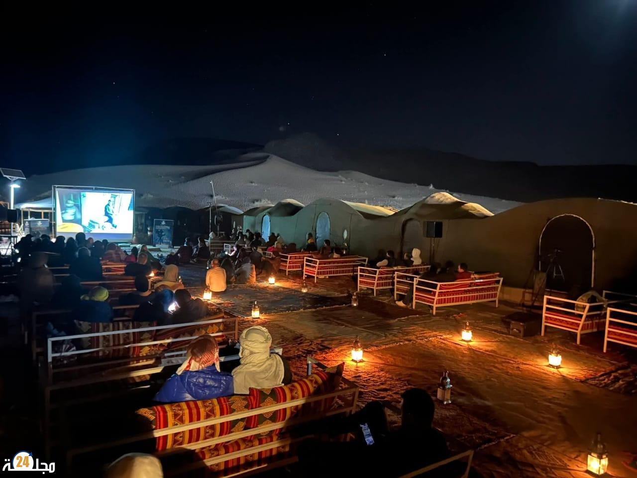 السينما المتنقلة… حين يلتقي سحر الصورة برحابة الصحراء في مهرجان زاكورة السينما للجميع