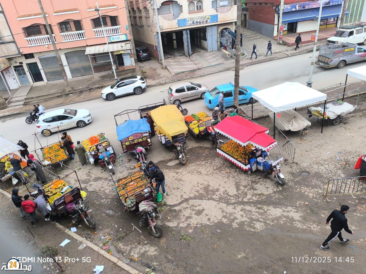 سطات: من “تحرير الشوارع” إلى عودة السيبة… حين نامت عين السلطة واستفاق الباعة الجائلون بحي مبروكة