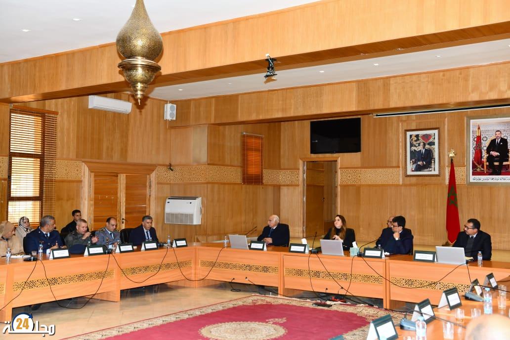 عامل إقليم الرحامنة والسيدة وكيلة الملك يطلقان الحملة الإقليمية لتعميم التسجيل في الحالة المدنية