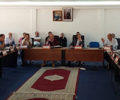 معارضة بلا صوت… حين يتحول الترافع إلى صمت مريب