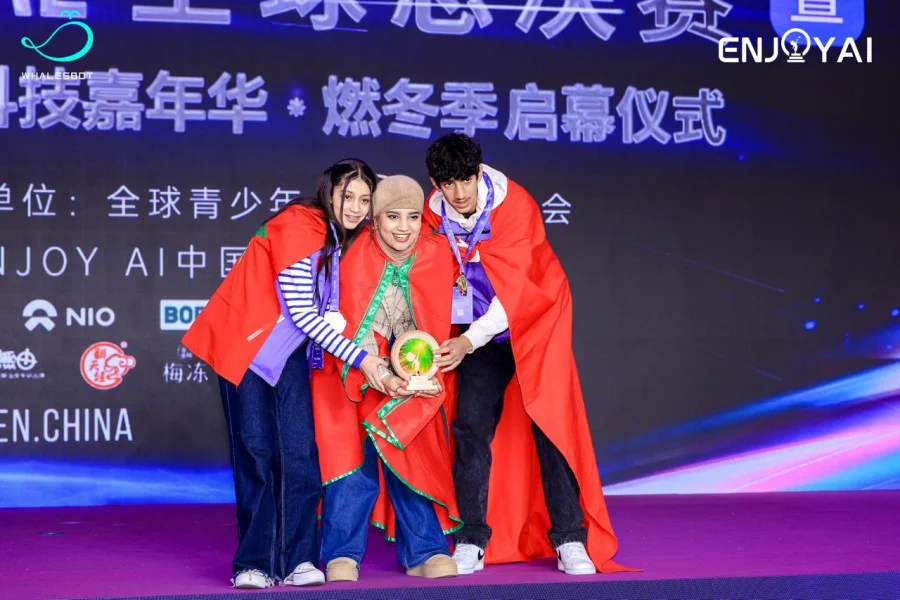 الصين: شباب مغاربة يتألقون في المسابقة الدولية للروبوتيك والذكاء الاصطناعي