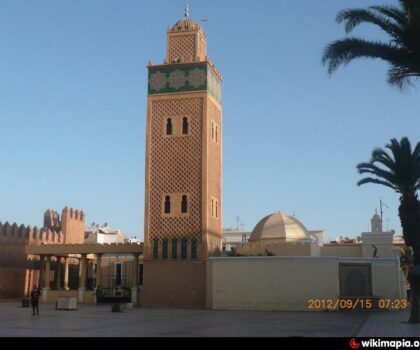 سطات..مصلي يتعرض لطعنة بسكين أثناء صلاة الجماعة عصرا بمسجد سيدي لغليمي