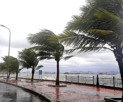 نشرة انذارية: أمطار قوية ورياح عاصفية الأربعاء والخميس بعدد من مناطق المملكة