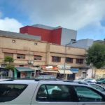 اختناق يومي وبيع خارج القانون … من يحمي جزار زنقة الذهيبة بسطات؟