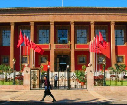 المعارضة تلجأ إلى المحكمة الدستورية: خطوة دفاعية عن استقلالية تنظيم الصحافة