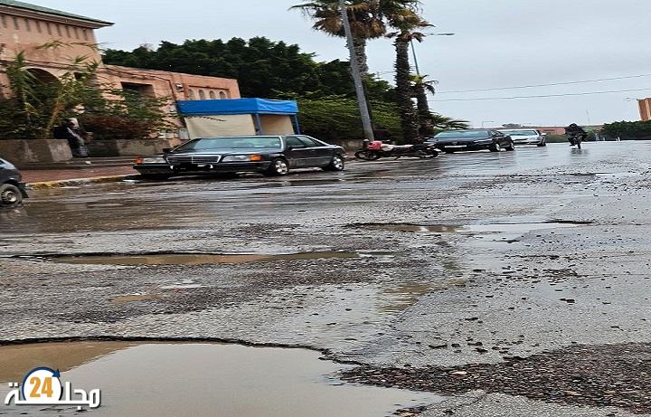 تدهور البنية الطرقية بمدينة البروج يثير استياء الساكنة ومستعملي الطريق