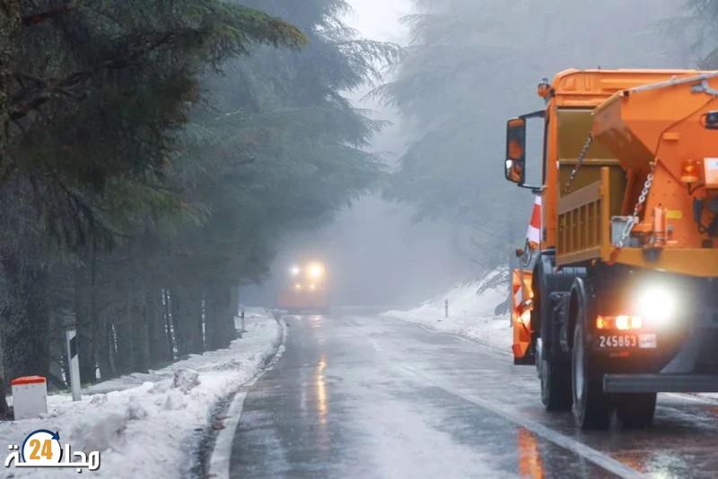 طقس استثنائي وتحذيرات قصوى.. أمطار طوفانية ورياح عاتية وثلوج بعدد من مناطق المملكة