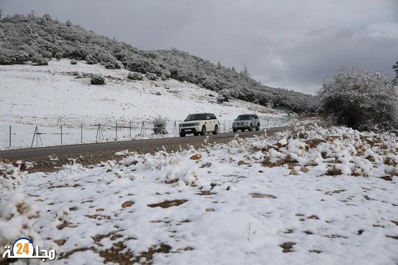 أمطار رعدية وتساقطات ثلجية ورياح عاصفية وطقس بارد من الجمعة إلى الأحد