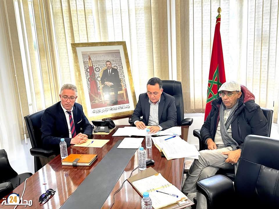 بنخالد يترأس مباحثات عن بعد لربط غرفة الصناعة والتجارة بجهة مراكش بنظيرتها بـ “باليرمو” الإيطالية