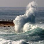 مندوبية الصيد بأكادير تحذر البحارة من أمواج عالية ما بين آسفي و طرفاية