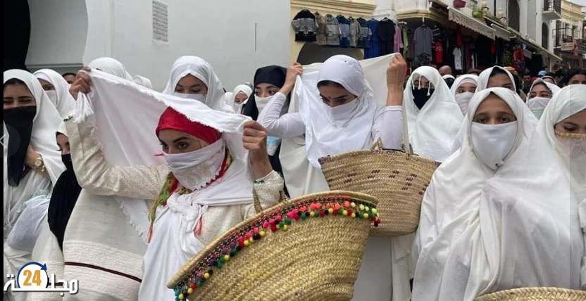حين يتجدد سحر الزي التقليدي في رحاب رمضان
