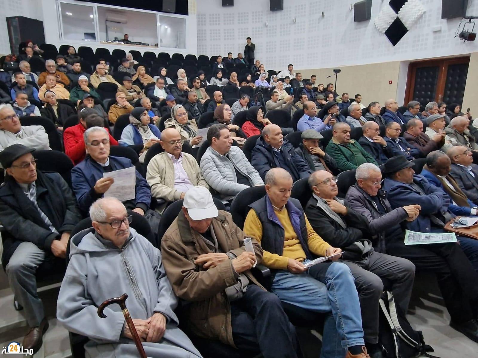 الدورة الـ11 للجامعة الشتوية بتيزنيت تخلد ذكرى الفقيدين الحسين عمري وعبدالرحمان اجبور.